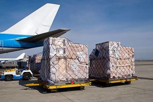 Serviços de distribuição mundiais da logística do armazém no porto de Qingdao