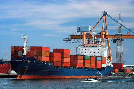 A porta experiente à transmissão do frete de mar da porta presta serviços de manutenção a China aos EUA